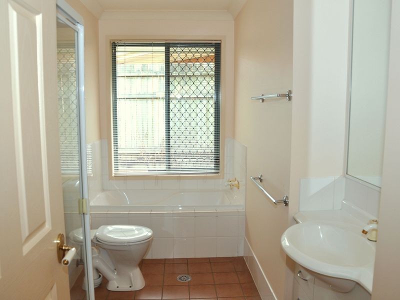 36 Paddington Crescent, Stretton QLD 4116