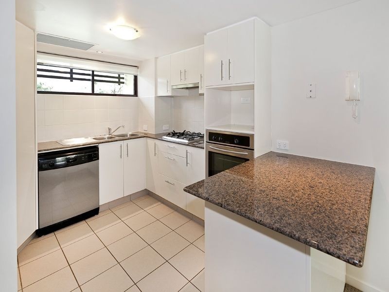 122/8 Land Street, Toowong QLD 4066