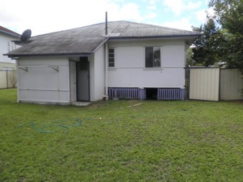 5 Clinton Street, Coopers Plains QLD 4108