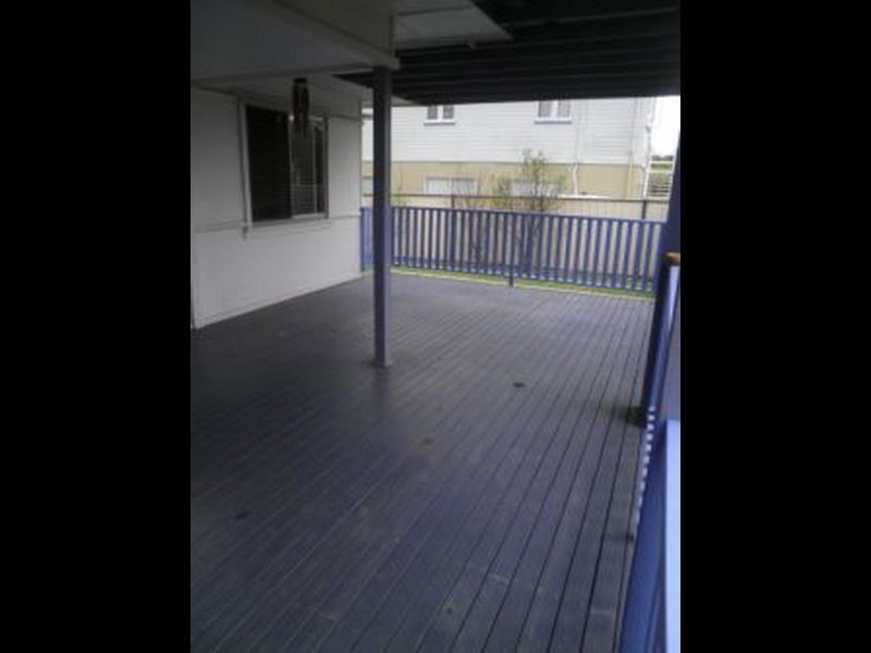 5 Clinton Street, Coopers Plains QLD 4108