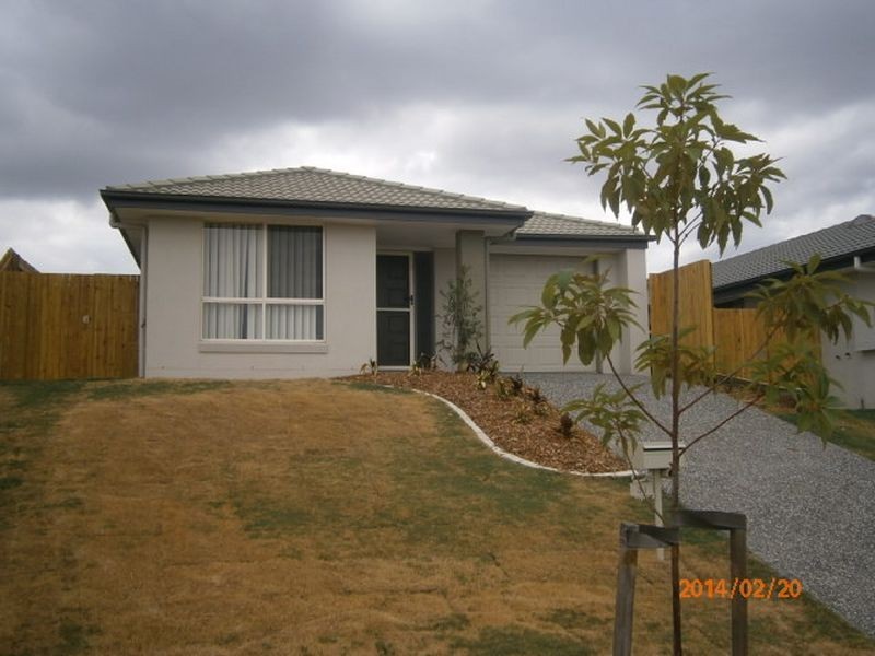31 Hallvard Crescent, Augustine Heights QLD 4300