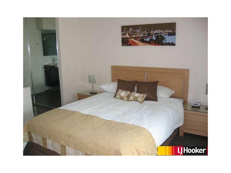 1004/100 Quay Street, Milton QLD 4064