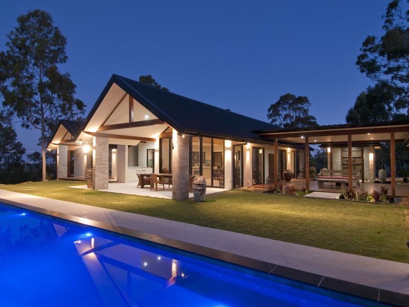 93 Holyrood Road, Maudsland QLD 4210