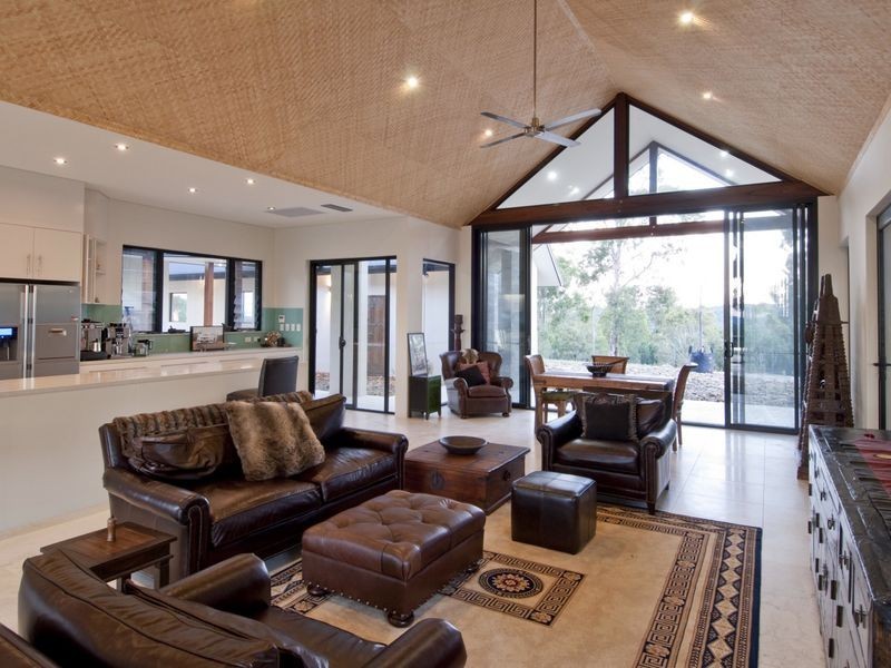 93 Holyrood Road, Maudsland QLD 4210