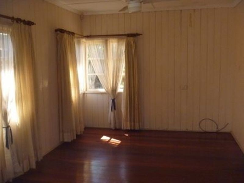 519 Warrigal Road, Eight Mile Plains QLD 4113