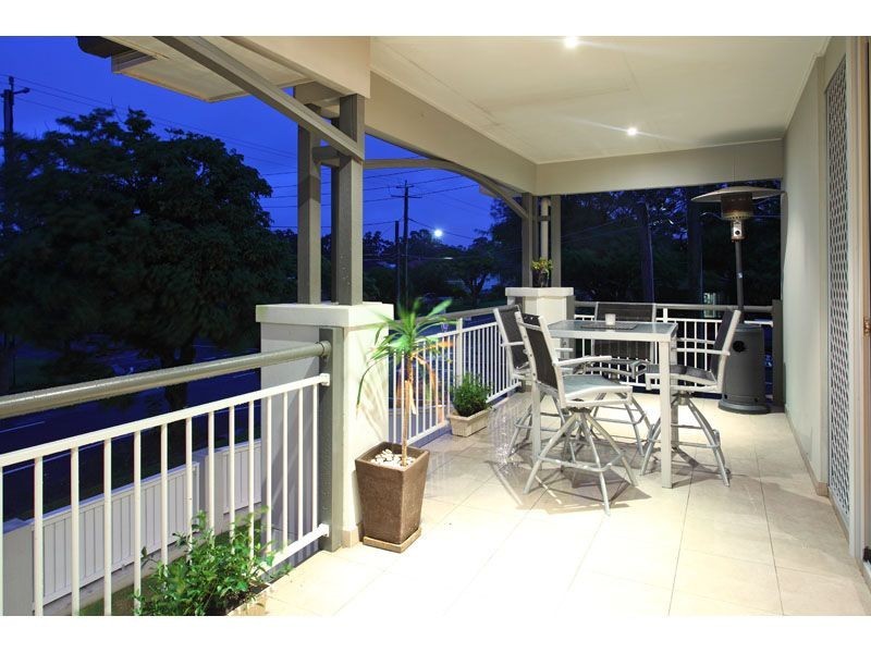 71 Moreton Avenue, Wynnum QLD 4178