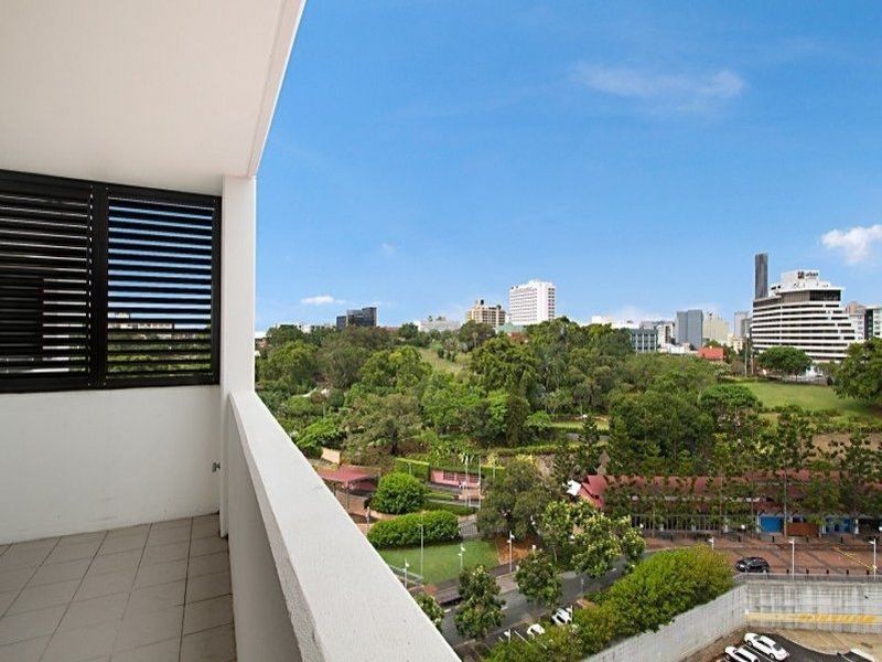 3116/3 Parkland Boulevard, Brisbane QLD 4000