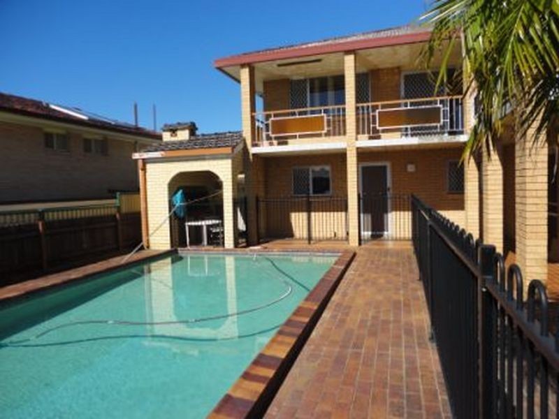 1 Elberta Street, Macgregor QLD 4109