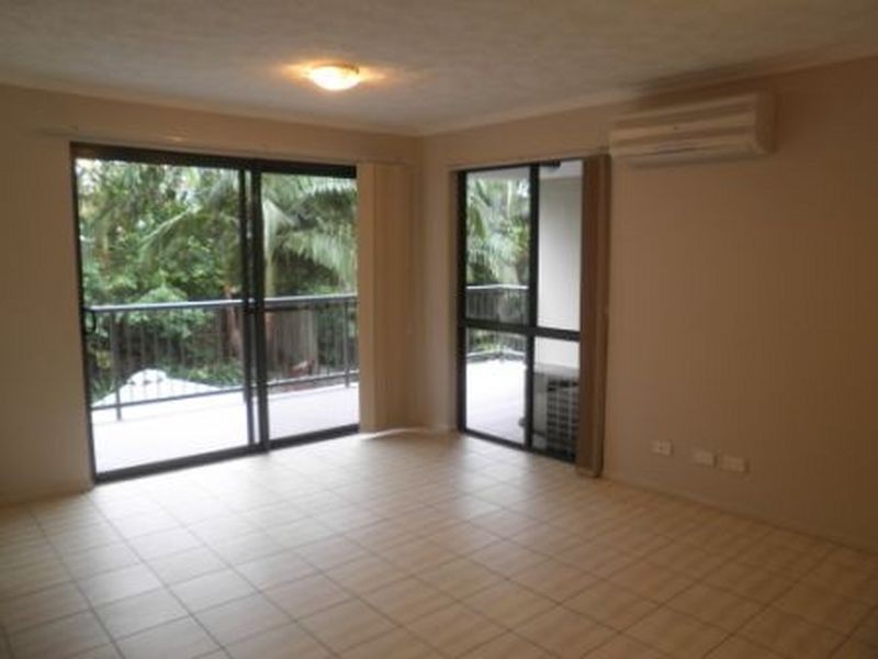 17/4 Omeo Street, Macgregor QLD 4109