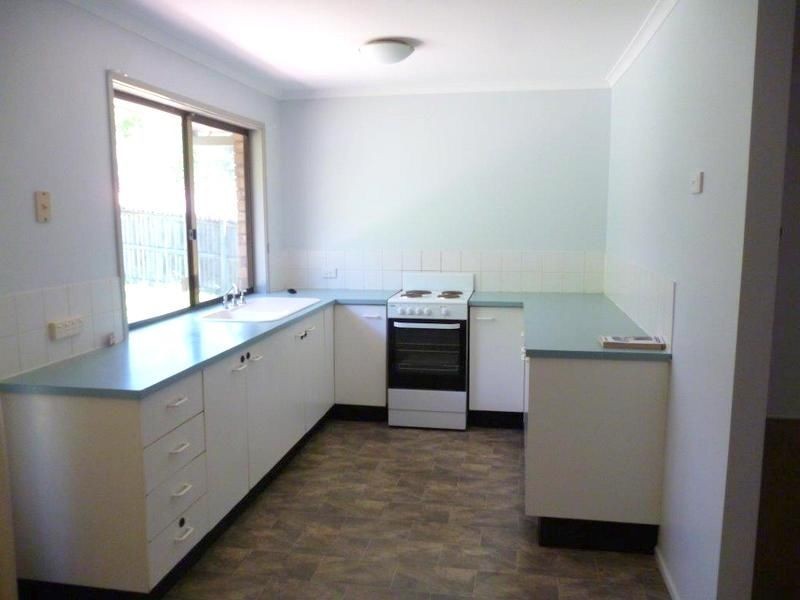 105 Dove Tree Crescent, Sinnamon Park QLD 4073