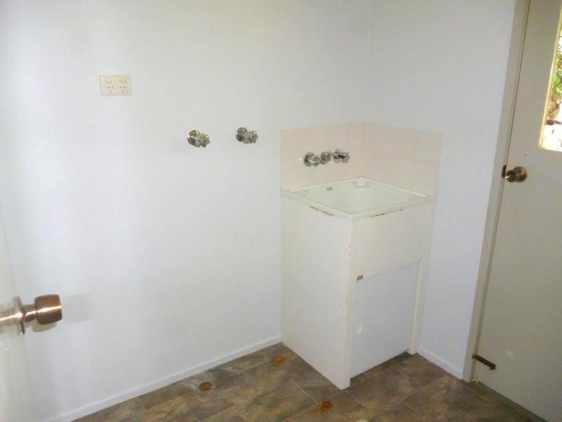 105 Dove Tree Crescent, Sinnamon Park QLD 4073