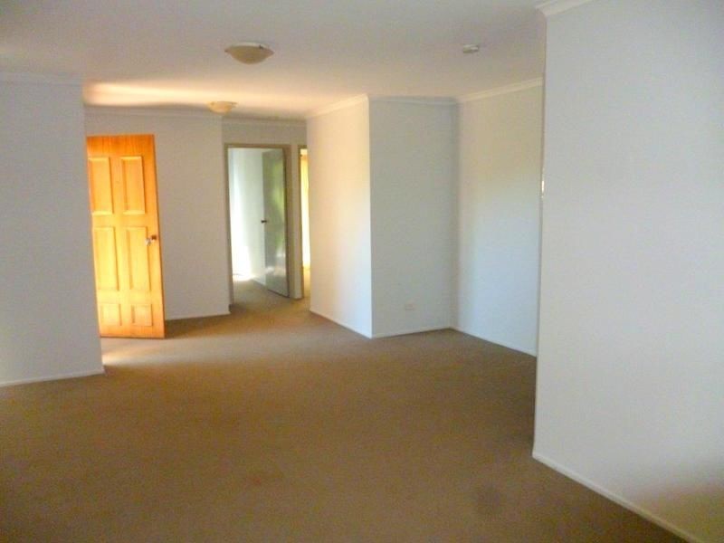 105 Dove Tree Crescent, Sinnamon Park QLD 4073