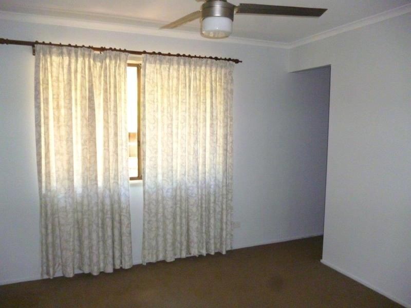 105 Dove Tree Crescent, Sinnamon Park QLD 4073