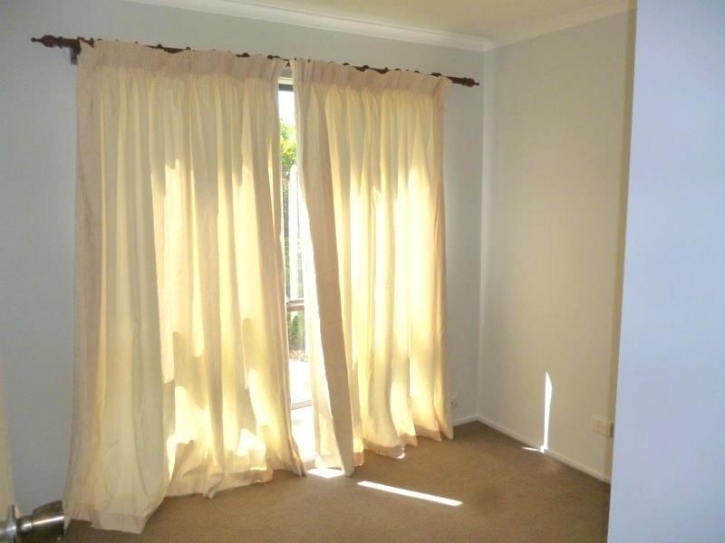 105 Dove Tree Crescent, Sinnamon Park QLD 4073