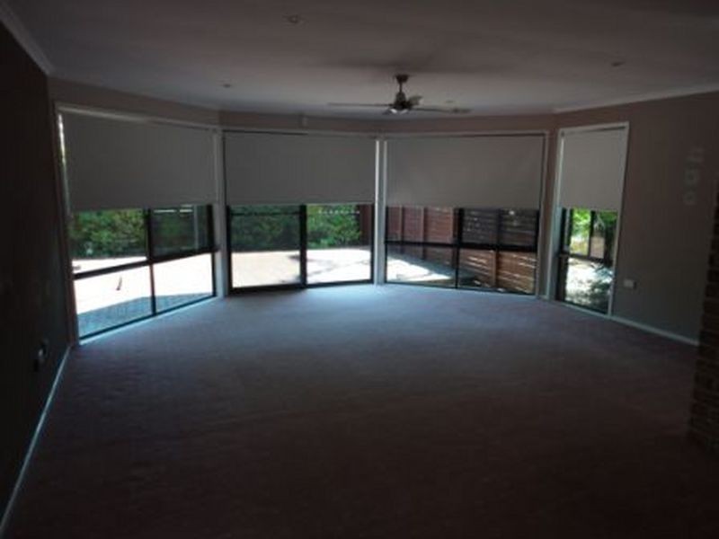 63 Bannockburn Crescent, Parkinson QLD 4115