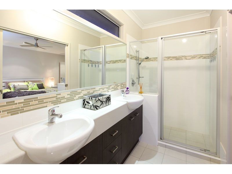 71 Moreton Avenue, Wynnum QLD 4178