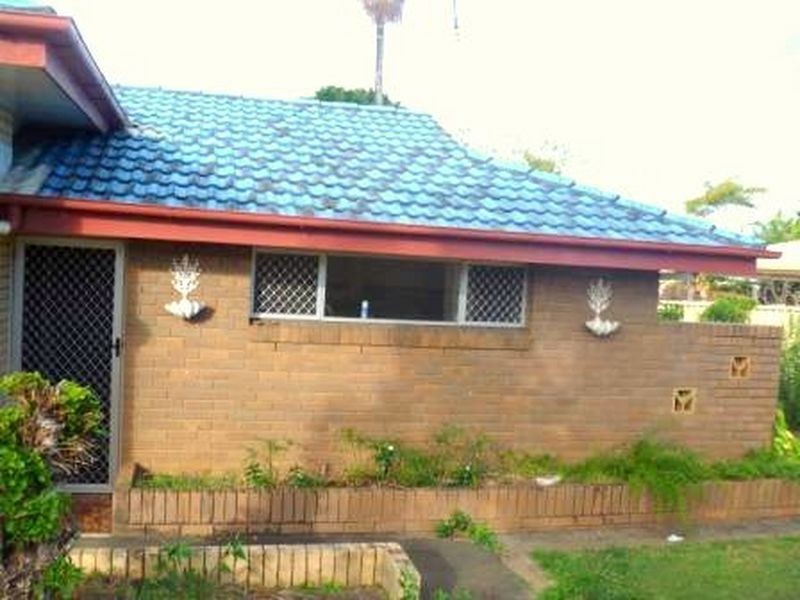 523 Mains Road, Macgregor QLD 4109