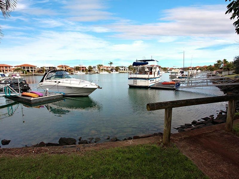 146 Shore Street North, Cleveland QLD 4163