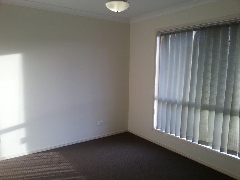 18 Khoo Place, Calamvale QLD 4116