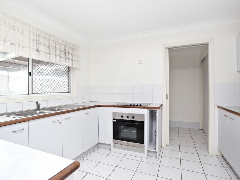 24 Indica Crescent, Regents Park QLD 4118