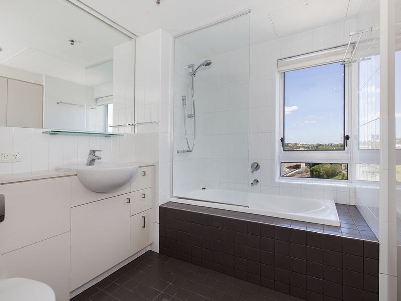 7068/7 Parkland Boulevard, Brisbane QLD 4000