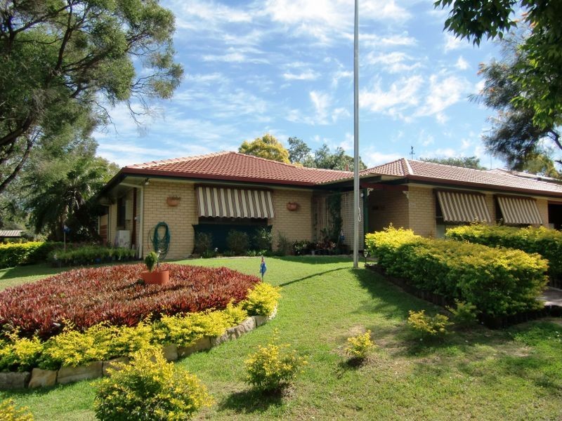 2 Suffolk Street, Wishart QLD 4122