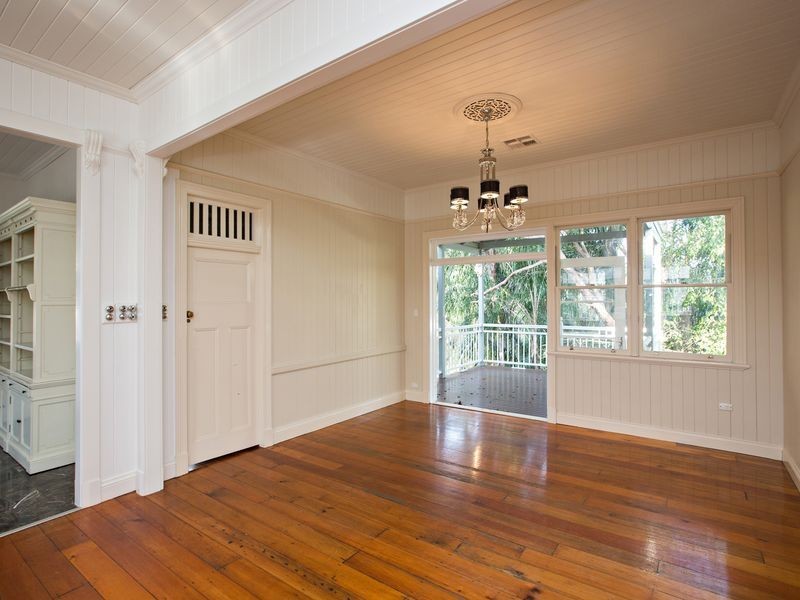 120 Simpsons Road, Bardon QLD 4065
