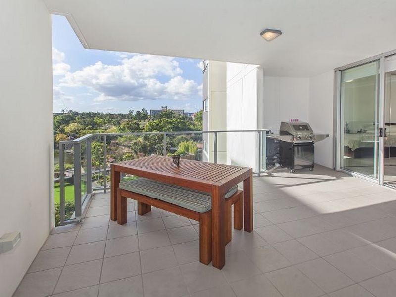 3104/3 Parkland Boulevard, Brisbane QLD 4000