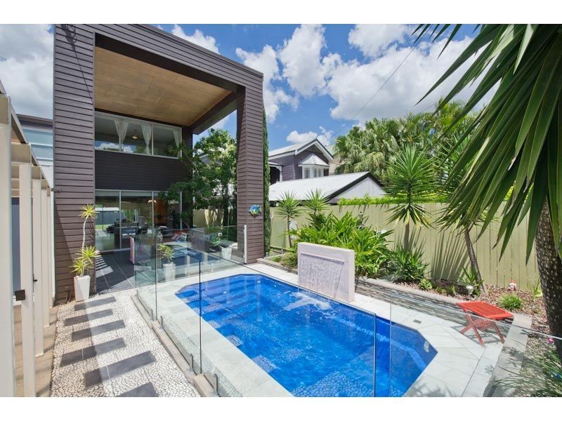 72 King Arthur Terrace, Tennyson QLD 4105