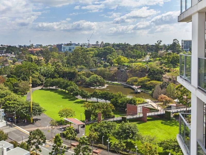 3046/3 Parkland Boulevard, Brisbane QLD 4000