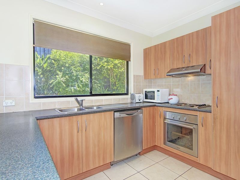 28 Alan Crescent, Eight Mile Plains QLD 4113