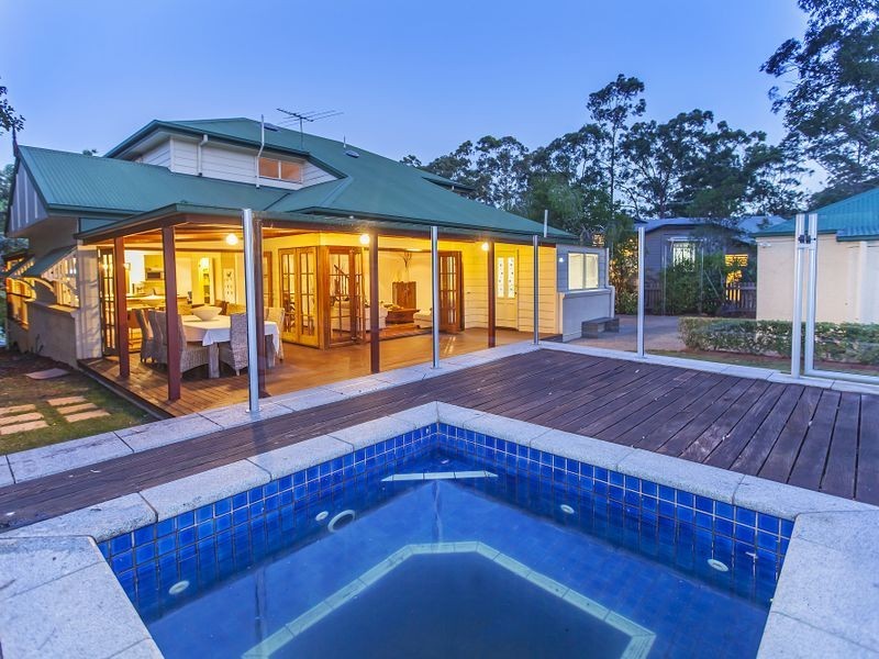 23 Meta Place, Fig Tree Pocket QLD 4069