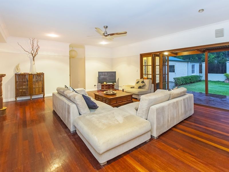 23 Meta Place, Fig Tree Pocket QLD 4069