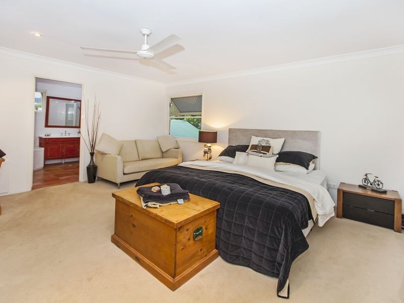 23 Meta Place, Fig Tree Pocket QLD 4069