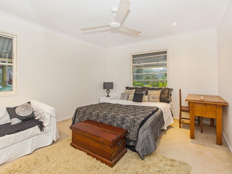23 Meta Place, Fig Tree Pocket QLD 4069