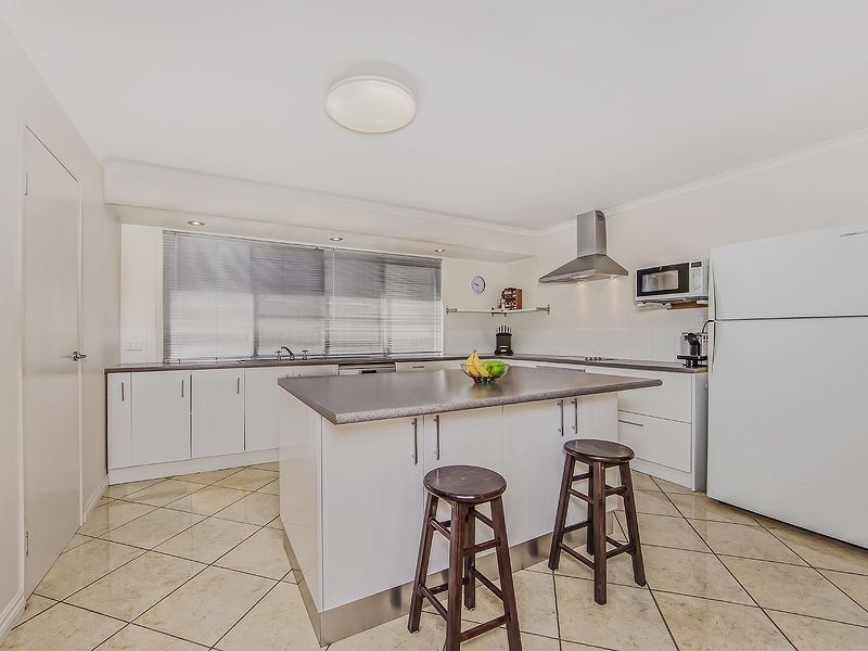 4 Copping Court, Sinnamon Park QLD 4073