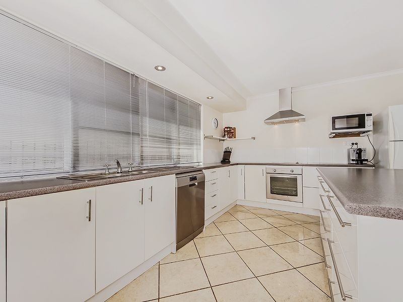 4 Copping Court, Sinnamon Park QLD 4073