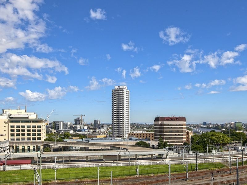 3010/3 Parkland Boulevard, Brisbane QLD 4000