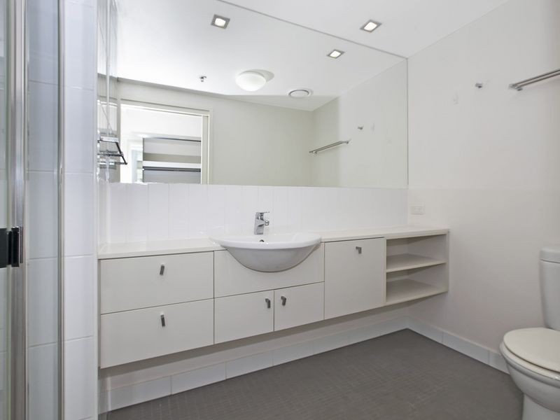 3010/3 Parkland Boulevard, Brisbane QLD 4000