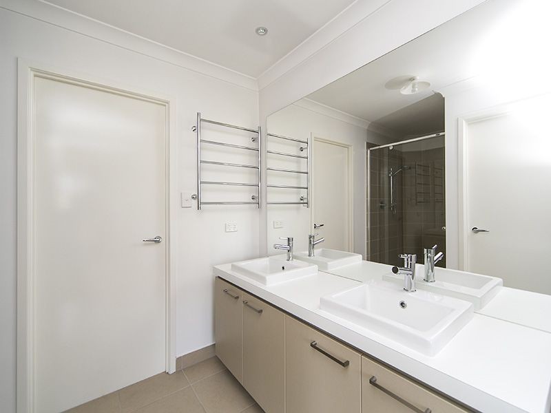 31 Caraway Street, Springfield Lakes QLD 4300