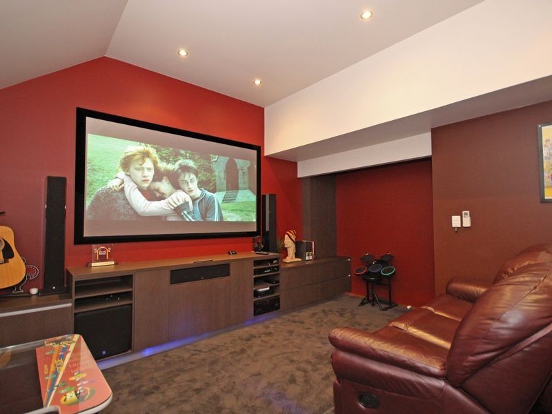 9 Hilliup Street, Westlake QLD 4074