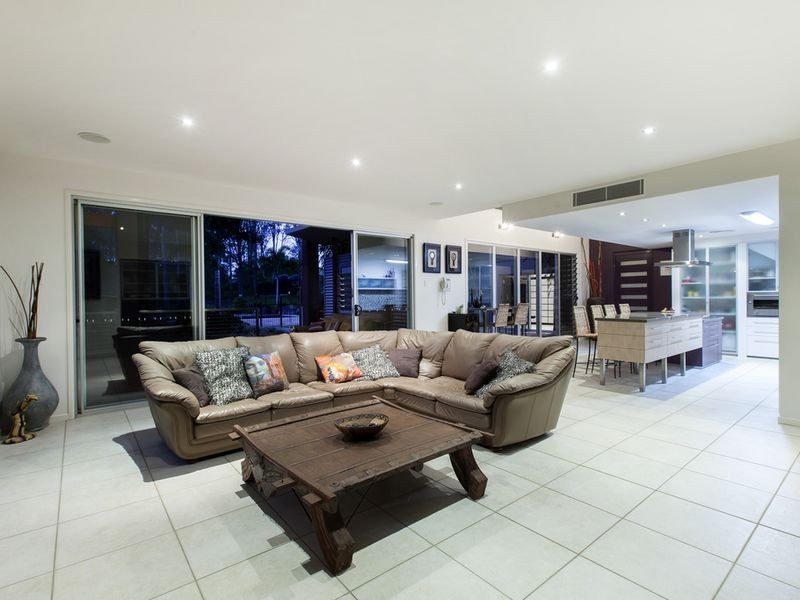 73 Neville Road, Bridgeman Downs QLD 4035