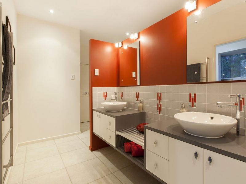 73 Neville Road, Bridgeman Downs QLD 4035