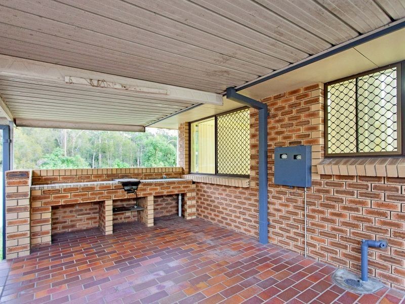 1 Kidd Street, Robertson QLD 4109