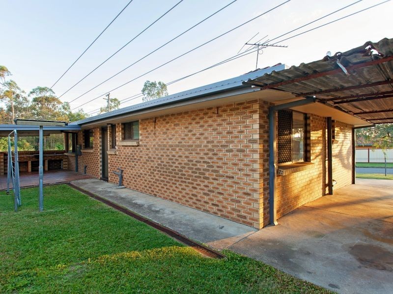 1 Kidd Street, Robertson QLD 4109