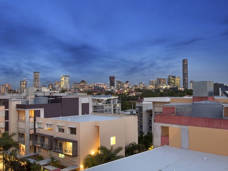 1902/41 Blamey Street, Kelvin Grove QLD 4059