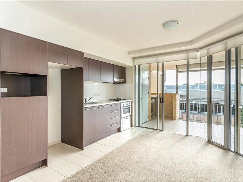 2 Carraway Street, Kelvin Grove QLD 4059