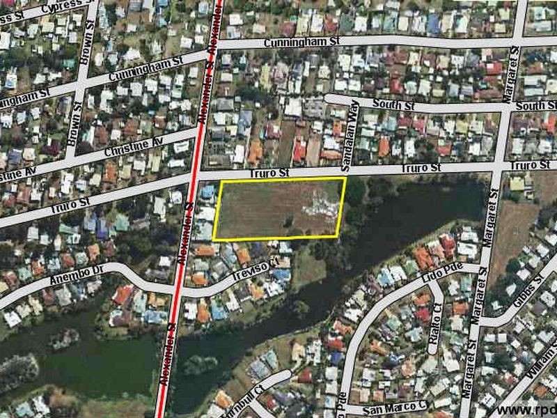 159 Truro Street, Urangan QLD 4655
