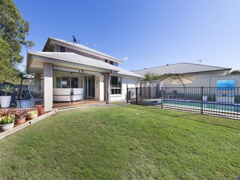 40 Christopher Place, Sinnamon Park QLD 4073