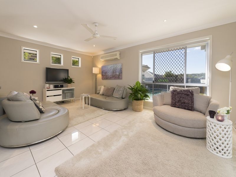 40 Christopher Place, Sinnamon Park QLD 4073